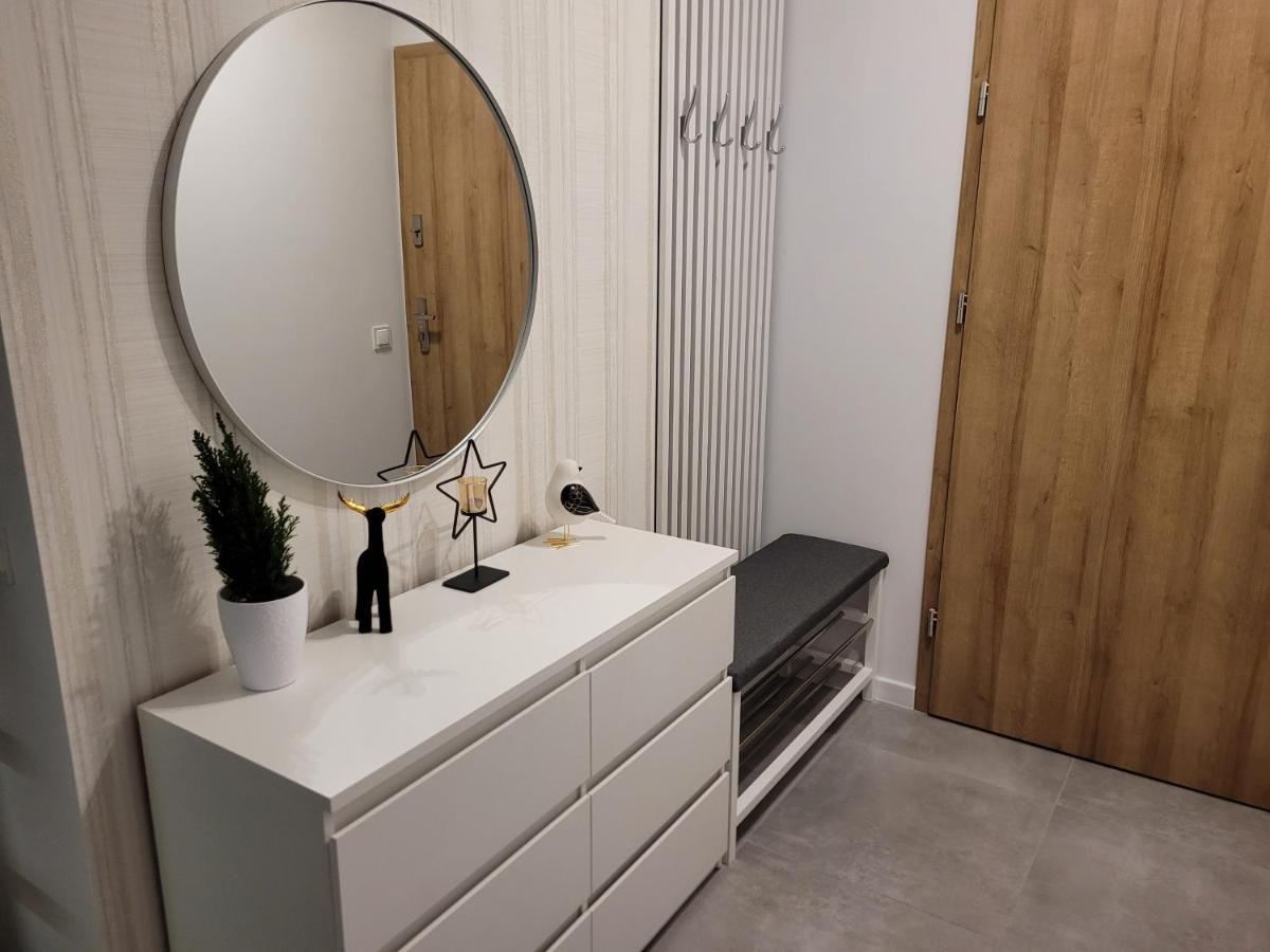Apartament Nina 옐레니아구라 외부 사진