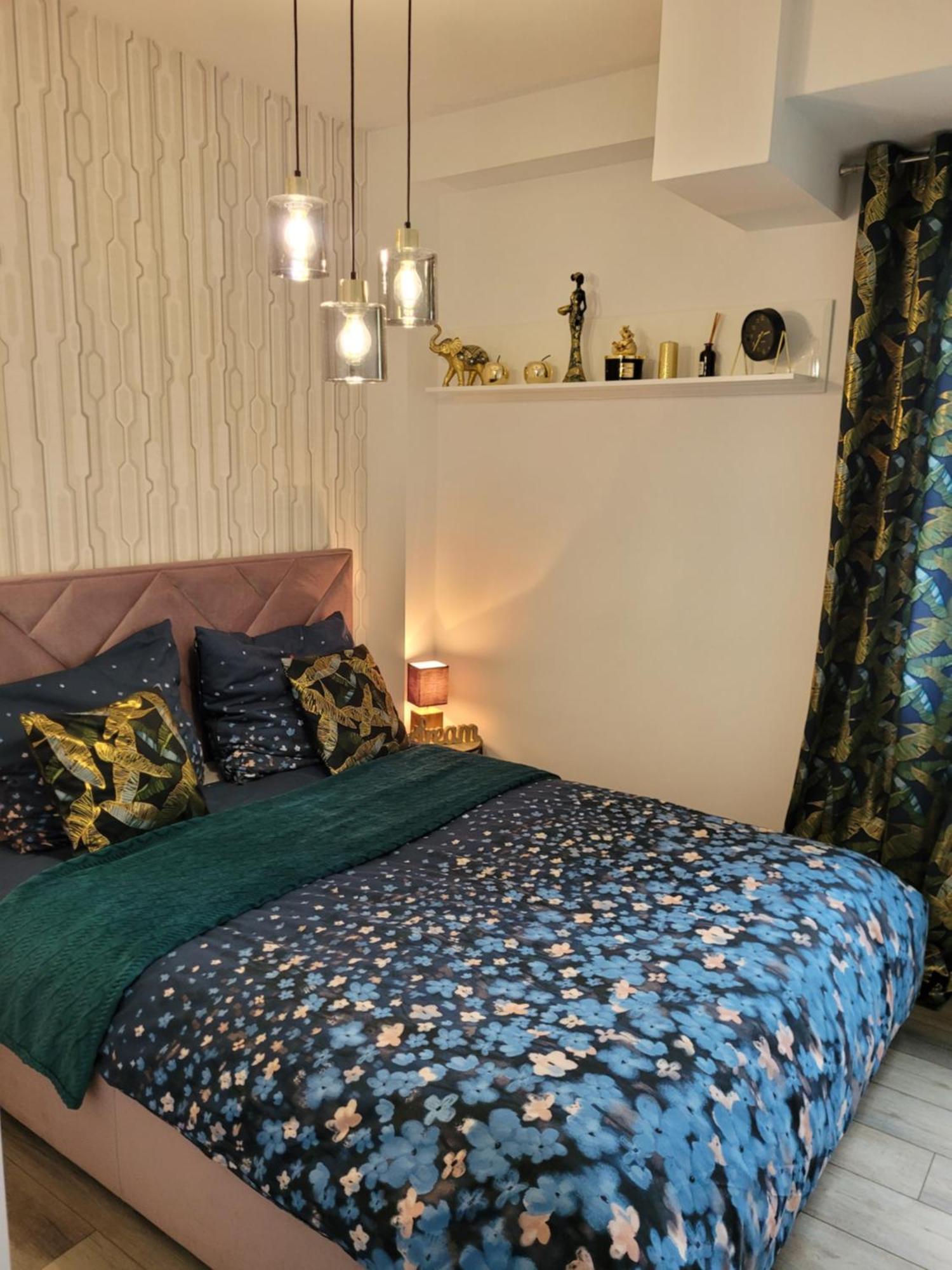 Apartament Nina 옐레니아구라 외부 사진