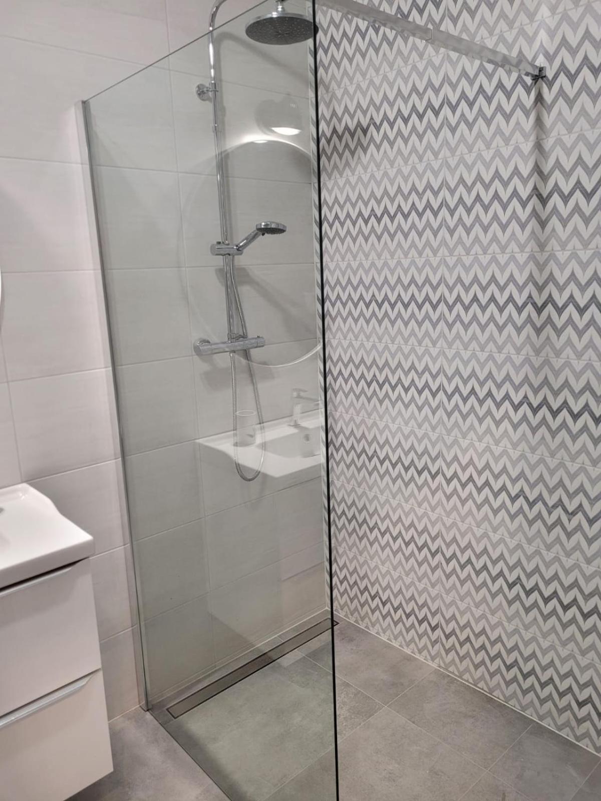 Apartament Nina 옐레니아구라 객실 사진